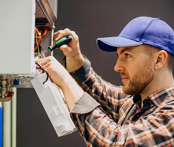 Expert Plumber for Tankless Water Heater Maintenance in Pleasant Prairie, WI: Schedule Professional Maintenance Services with Us